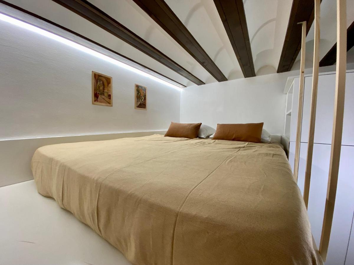 Cosy Studio In Alameda District Apartment Sevilla Bagian luar foto