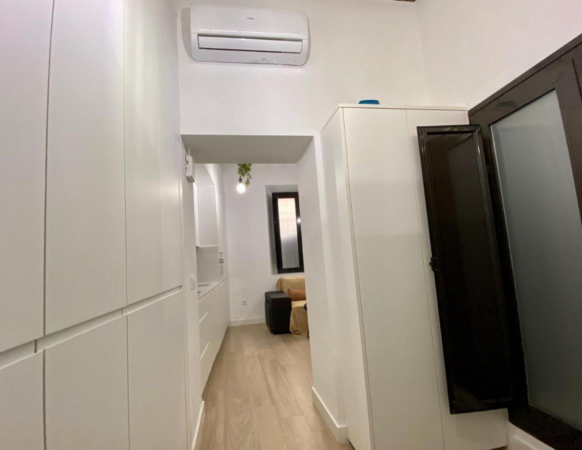 Cosy Studio In Alameda District Apartment Sevilla Bagian luar foto